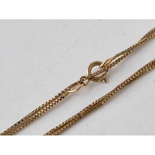 512 - A neck chain 9ct 16 inch