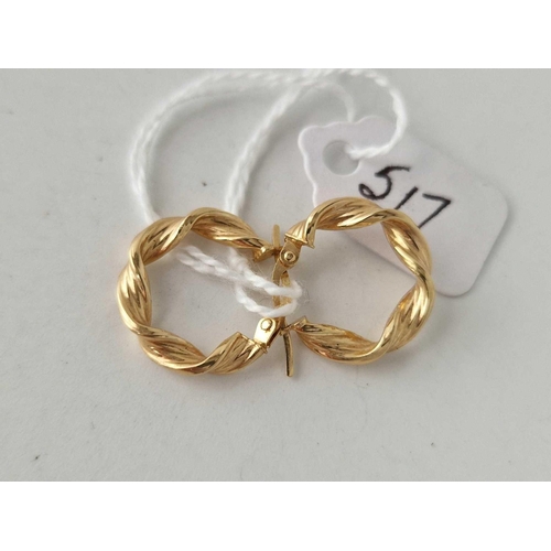 517 - A pair of twist hoop earrings 9ct 1.3 gms