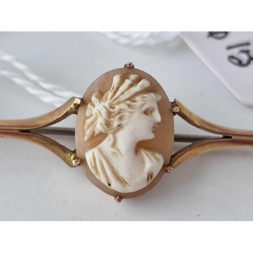 615 - A gold mounted cameo bar brooch 9ct 5.8 gms