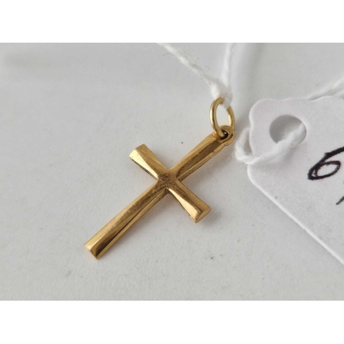 647 - A cross pendant 9ct