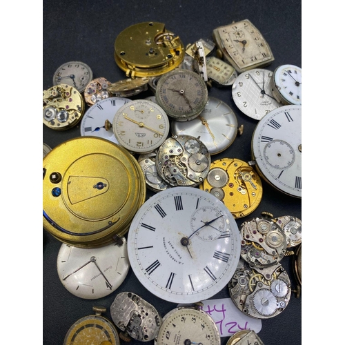 744 - A quantity of assorted watch movements