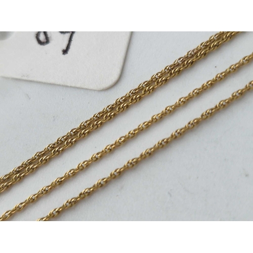 89 - A fine neck chain 9ct 17 inch