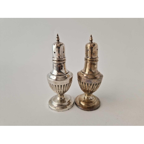 994 - A pair of Edwardian half fluted pepper casters, 3.5 inches high, Chester 1901, 56 g