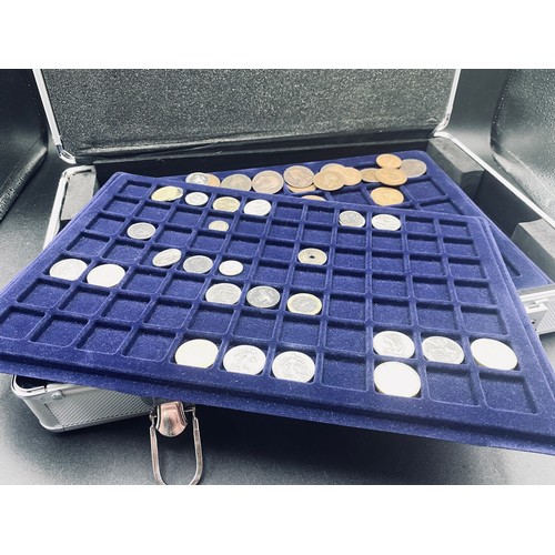 1149 - Case of coins