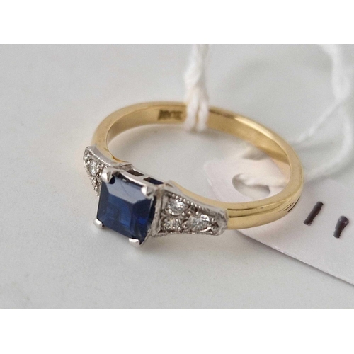 117 - 18ct and platinum square sapphire single stone ring with diamond set shoulders, size P, 3.8g