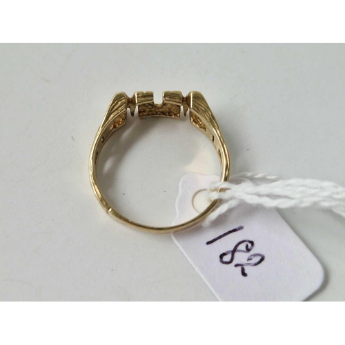 182 - A Mum ring, 9ct, size P, 2.7 g