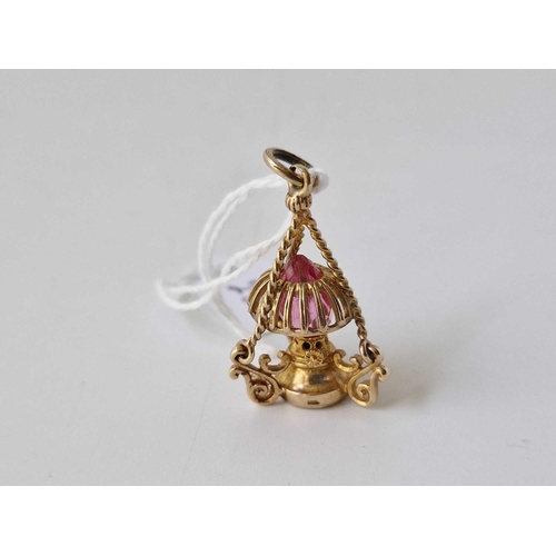 236 - A lamp charm, 9ct, 5 g