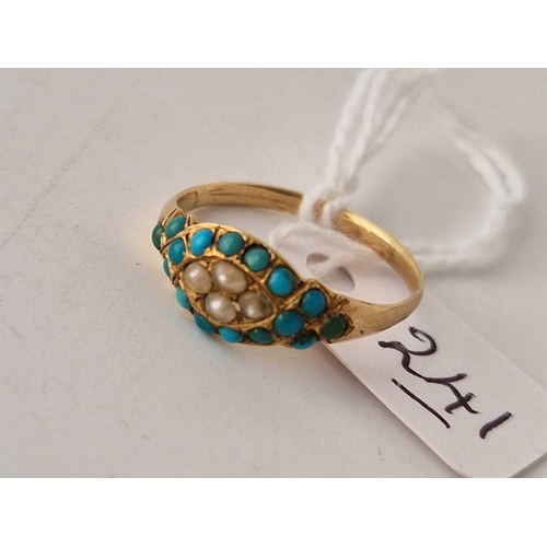 241 - An antique turquoise & pearl 18ct ring size L 1.9g