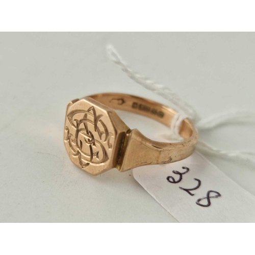 328 - A gold signet ring 9ct size W 5.6 g