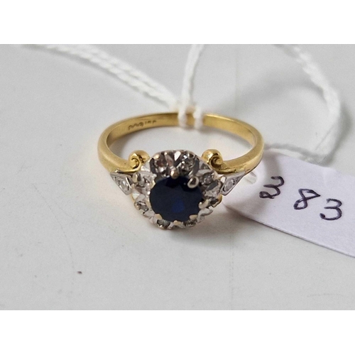 383 - A SAPPHIRE AND DIAMOND CLUSTER RING, 18ct, size R, 4.5 g