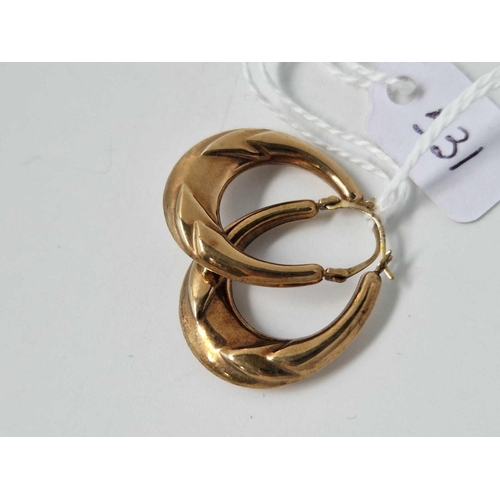 531 - A pair of half hoop earrings, 9ct, 1.8 g