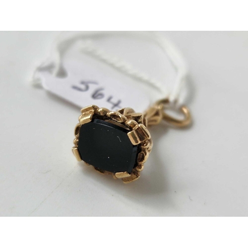 564 - An onyx seal fob, 9ct, 3.8 g