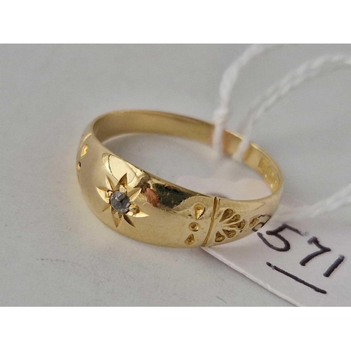 571 - Antique gypsy diamond ring1900  in 15ct gold size R 3g