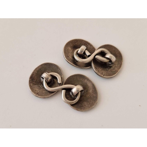 645 - A pair of silver and enamel cufflinks, 9.5 g