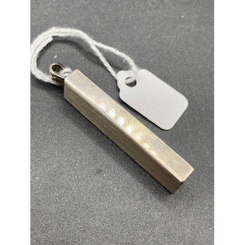 694 - A good silver ingot pendant 26 g