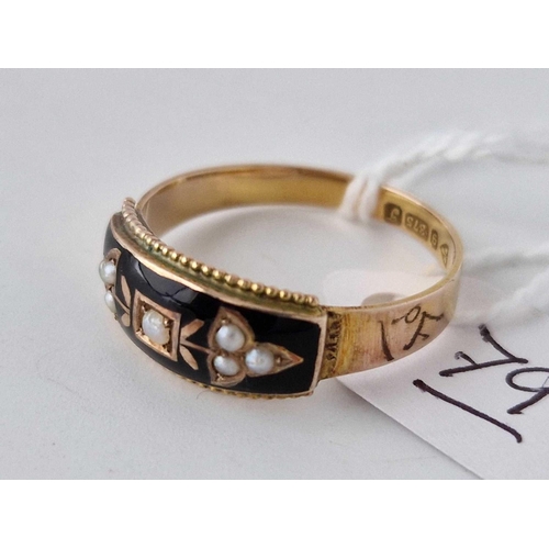 79 - A Georgian floral enamel & pearl mourning ring in exceptional condition
Chester hallmarks size R 2.2... 