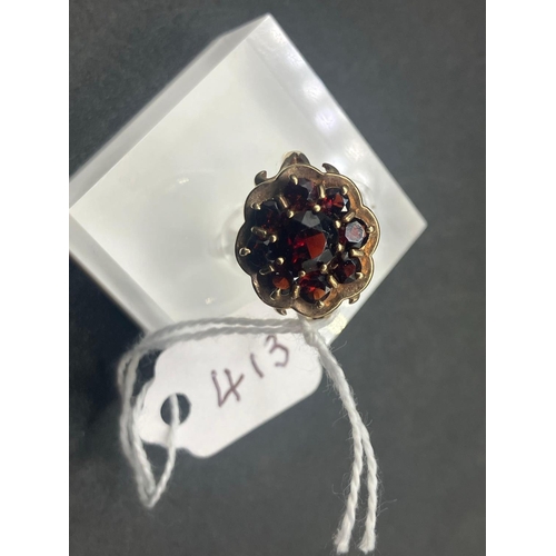 413 - Antique 9ct gold garnet cluster ring, 4.9g, size L