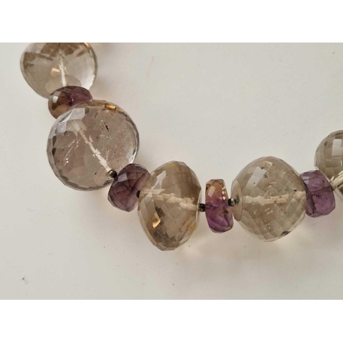 230 - A large heavy amertrine and smokey quartz necklace on metal clasp 17 inch