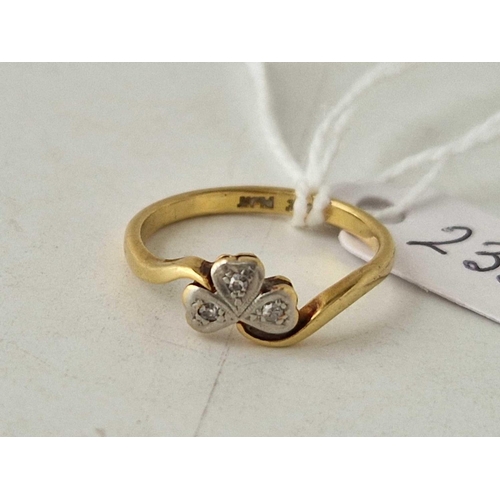 235 - A shamrock style ring with diamonds 18ct gold size P 2.9 gms