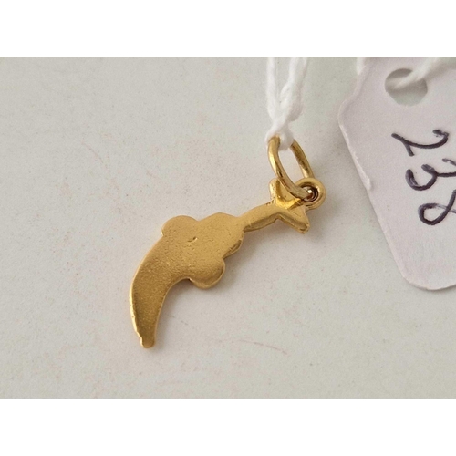 238 - A pendant in the form of a dagger 18ct gold 1.4 gms