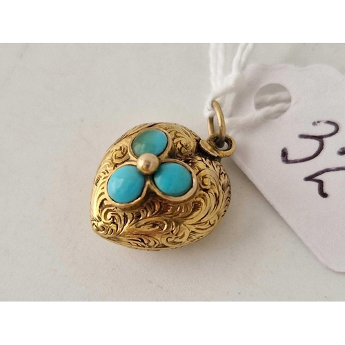 32 - A VICTORIAN HEART MOURNING HEART PENDANT WITH TURQUOISE  15CT GOLD