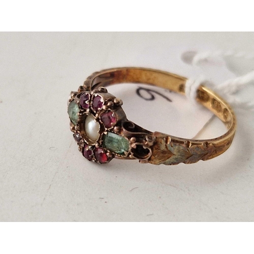 86 - A antique ring with pearl and gem stone 18ct gold size N 2 gms