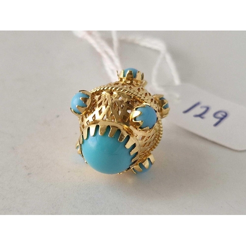 129 - A TURQUOISE PENDANT 18CT GOLD 5.4 GMS