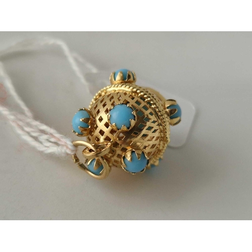 129 - A TURQUOISE PENDANT 18CT GOLD 5.4 GMS