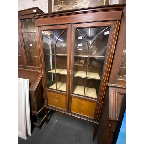 1709 - An Edwardian inlaid china cabinet