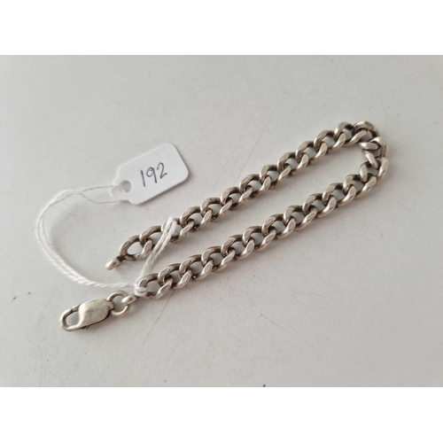 192 - A silver link bracelet 8 inch 20 gms