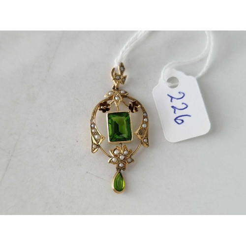 226 - A art nouveau green stone and pearl pendant 9ct 2.5 gms