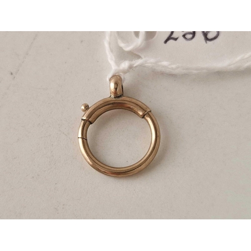 256 - A Victorian gold bolt ring clasp