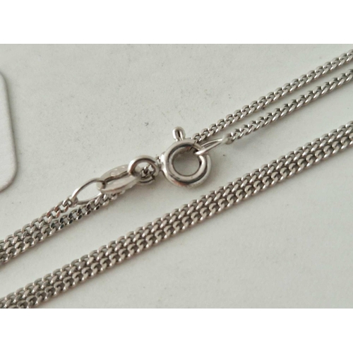 310 - A white gold necklace 9ct 16 inch