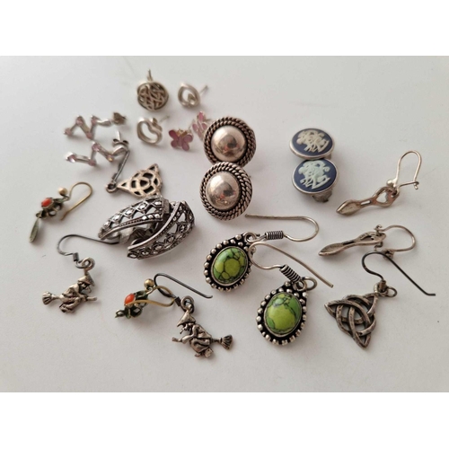 348 - Ten pairs of silver earrings, 38 g