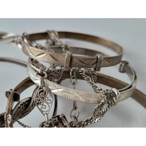 361 - Eight silver bracelets and bangles, 53 g