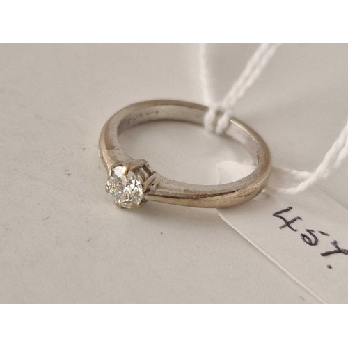 457 - A white gold solitaire ring 0.30 carats 18ct gold size K 3.4 gms