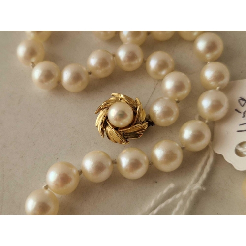 458 - A pearl necklace with high carat clasp 16 inch 28.2 gms