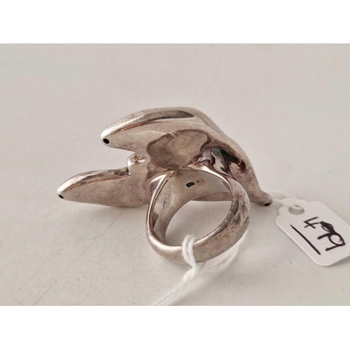 479 - A large silver Lily flower ring size S