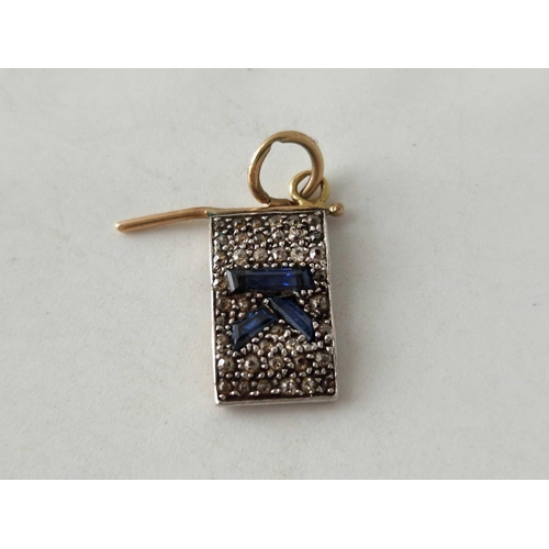 611 - A gold sapphire and diamond letter K flag charm, 1.9 g.