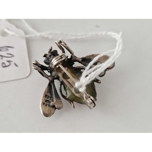 625 - A antique silver bug brooch