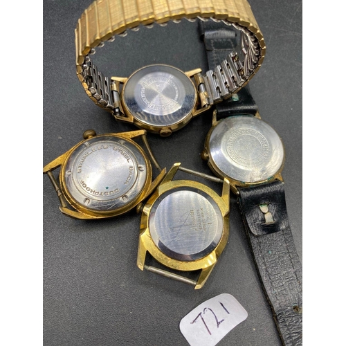 721 - Four vintage gents wrist watches