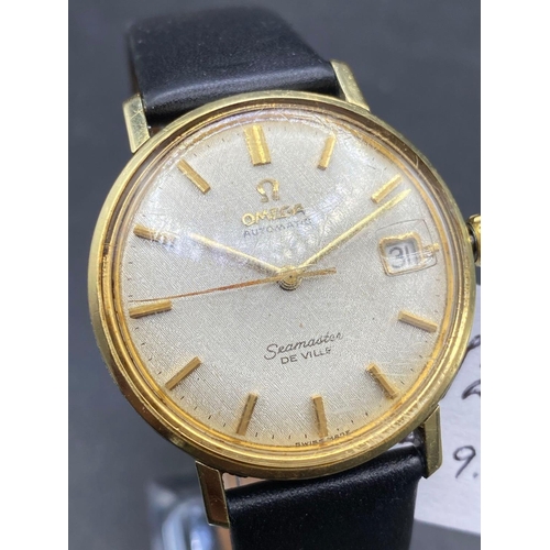 728 - A GENTS OMEGA AUTOMATIC SEAMASTER DEVILLE, seconds sweep and date aperture, W/O