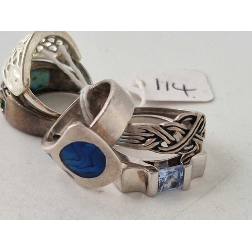 114 - Five silver rings including enamelled examples 27 gms