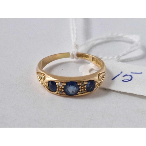 15 - A sapphire and diamond ring 18ct gold size O 3.6 gms