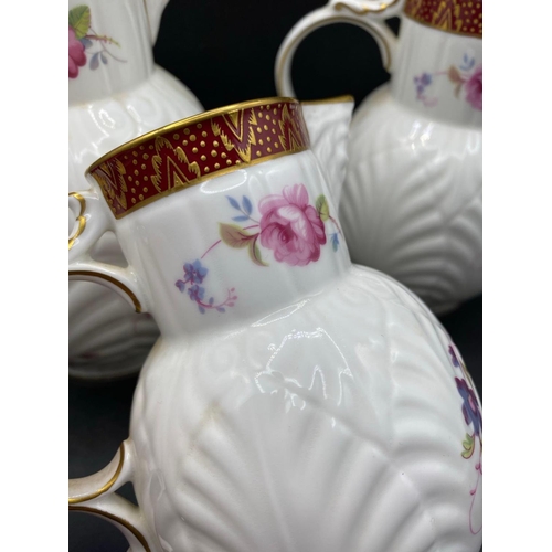 1662 - A set of Three Graduated Coalport Jugs