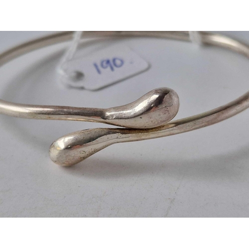 190 - A stylish silver bangle 17 gms