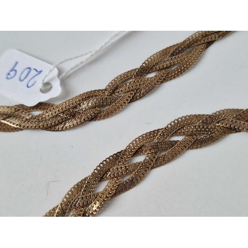 209 - A herring bone flat link necklace 9ct 16 inch 12 gms