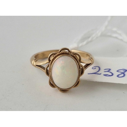 238 - A single stone opal ring 9ct size L 2.4 gms