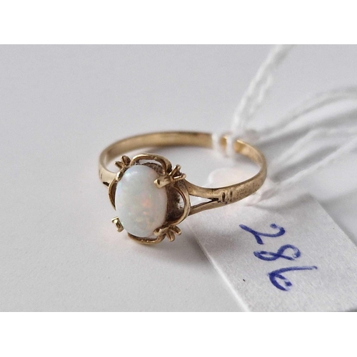 286 - A opal set ring 9ct size N 1.2 gms