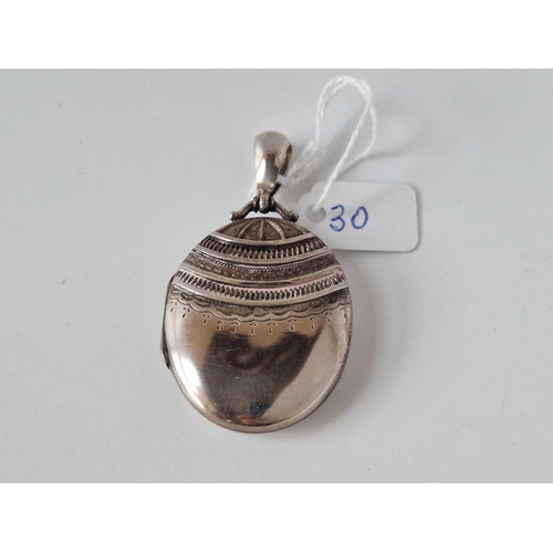 30 - A antique decorative silver locket 1889